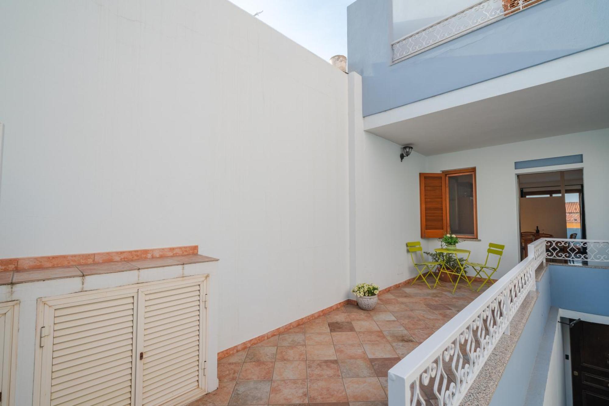 Apartamento Il Faro Porto Torres Exterior foto